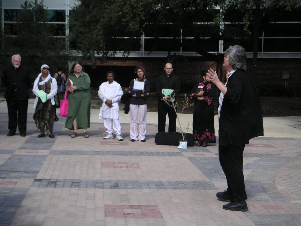 Syrian and Ethiopian Orthodox 基督徒 participate in the blessing of the Holy Land garden on the UIW campus